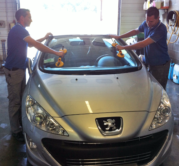 Remplacement pare-brise - carrosserie marmandaise à marmande